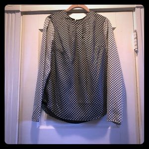 NEW! Black and White Top